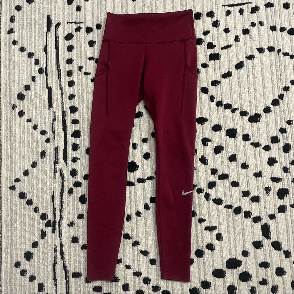 Women’s dark red Nike leggings size extra small